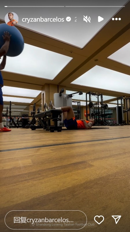 必赢电脑版-努力训练💪克雷桑更新社媒，分享在健身房训练的视频