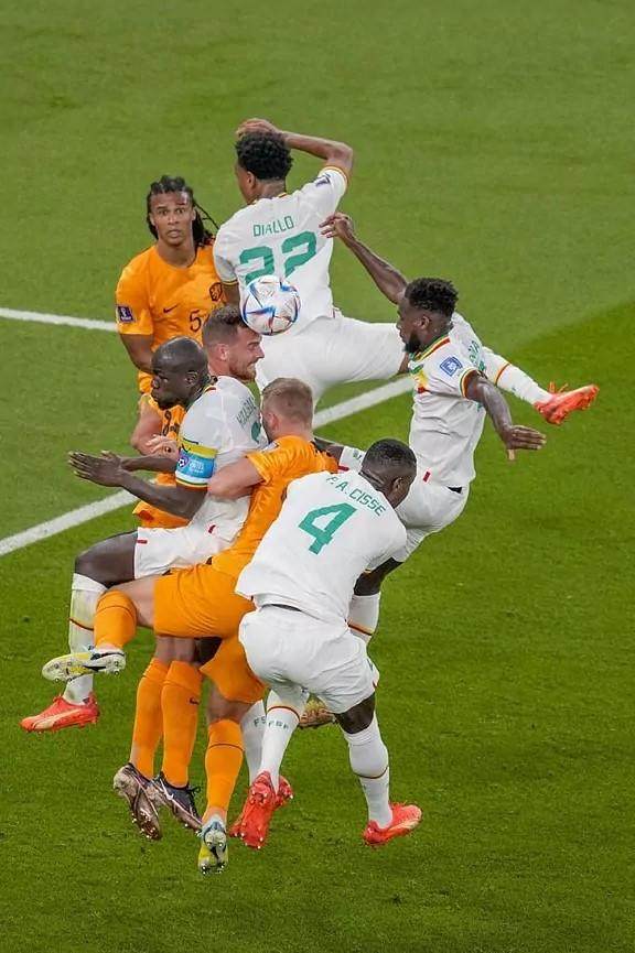 1669048982019080972.jpeg 混战.jpeg