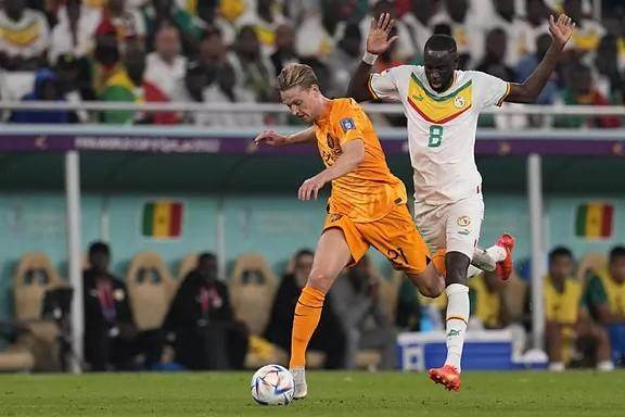 1669049233415013960.jpeg 德容1.jpeg